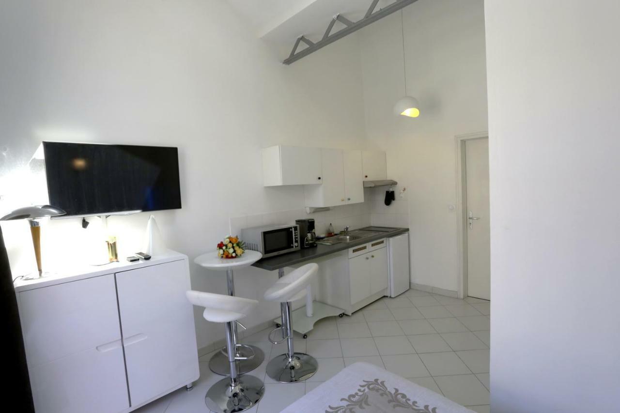 Les Bains Douches Aparthotel Perigueux Exterior photo