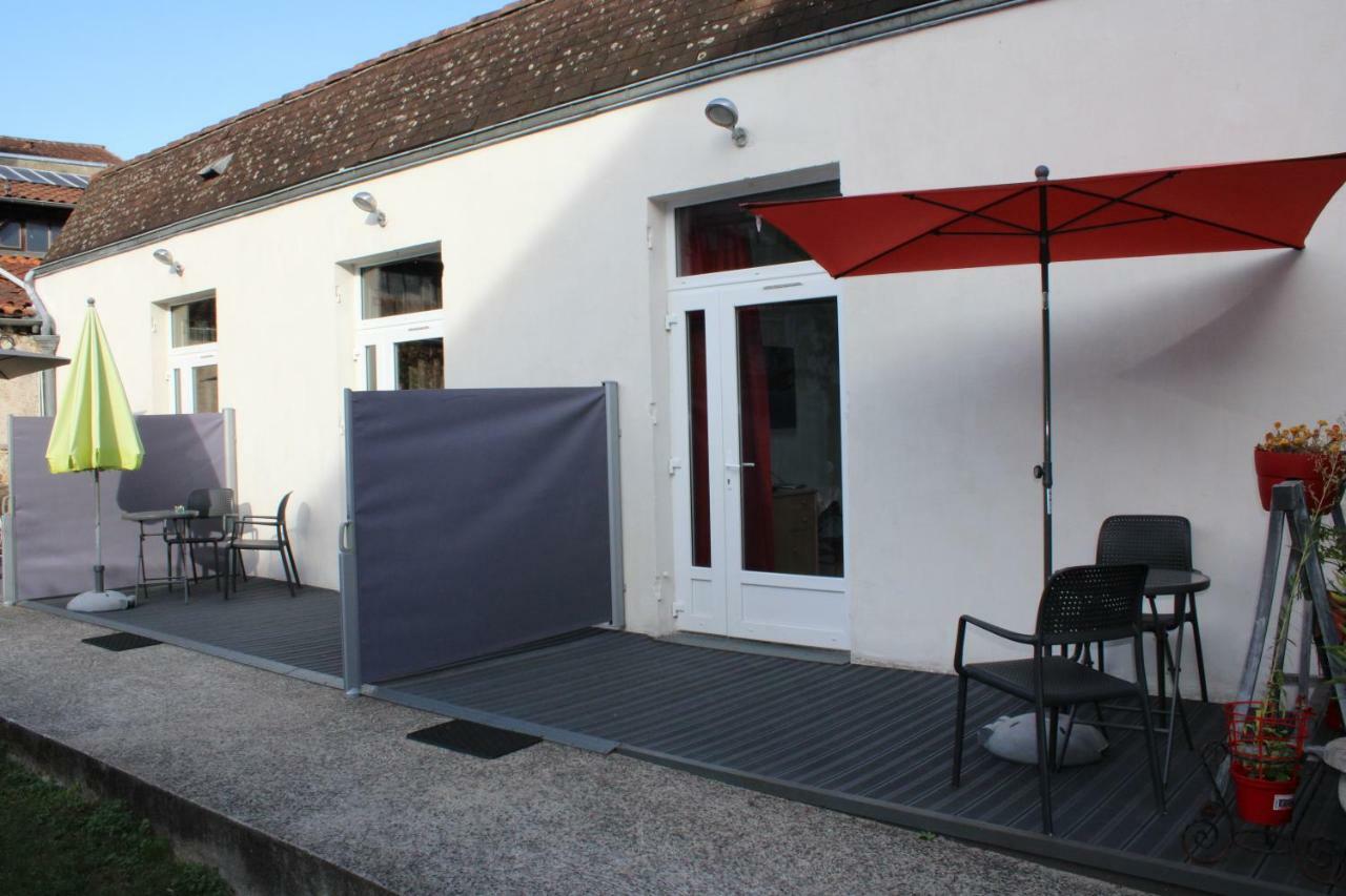 Les Bains Douches Aparthotel Perigueux Exterior photo